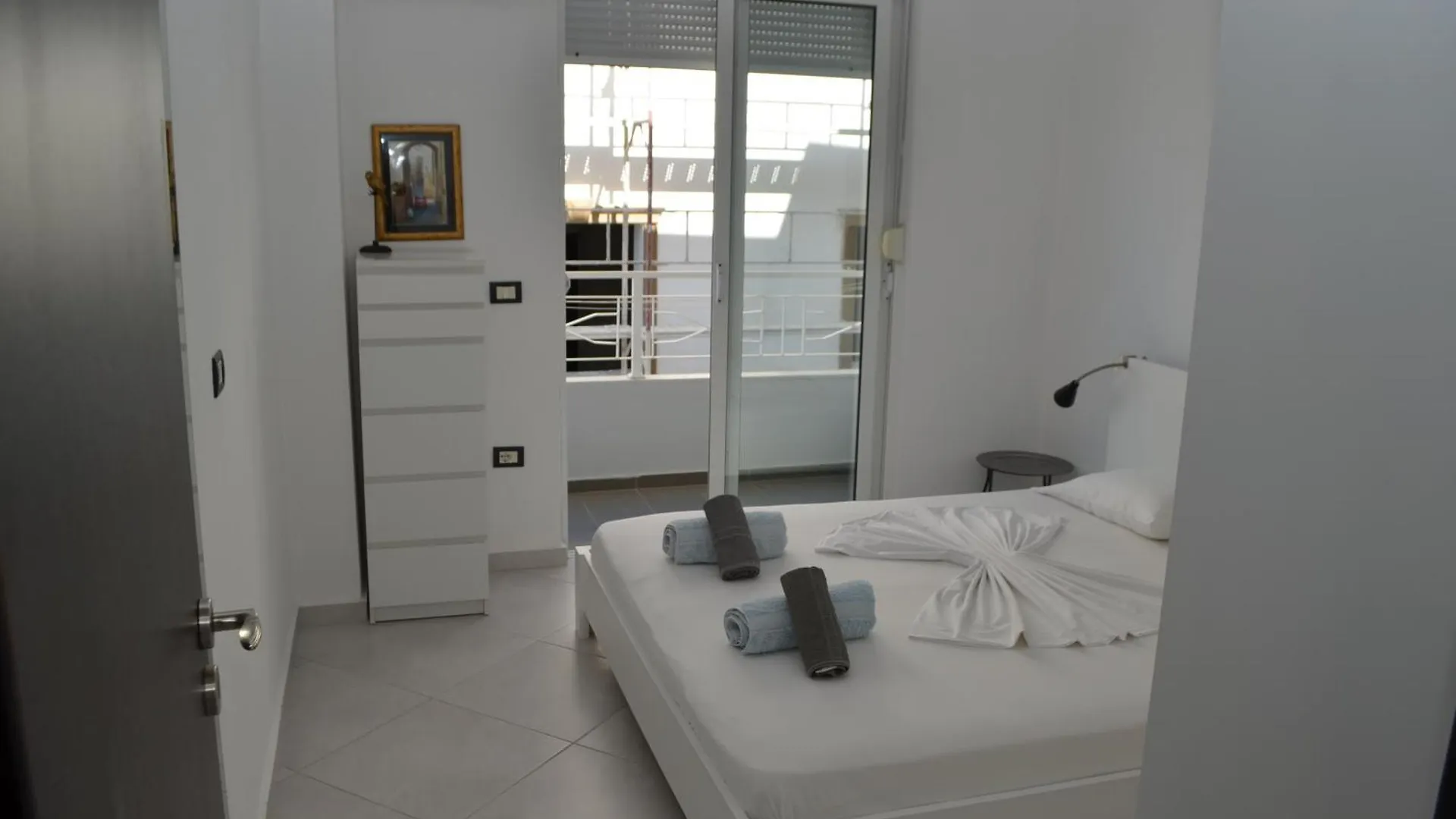 Gert Apartment Sarandë
